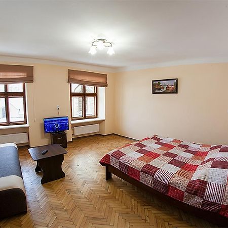 Квартира В Центрі На Вулиці Вірменській 12 Є Дві Спальні Двуспальні Ліжка Λβιβ Εξωτερικό φωτογραφία