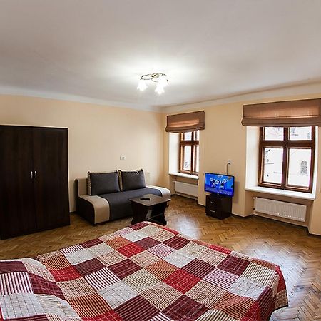 Квартира В Центрі На Вулиці Вірменській 12 Є Дві Спальні Двуспальні Ліжка Λβιβ Εξωτερικό φωτογραφία